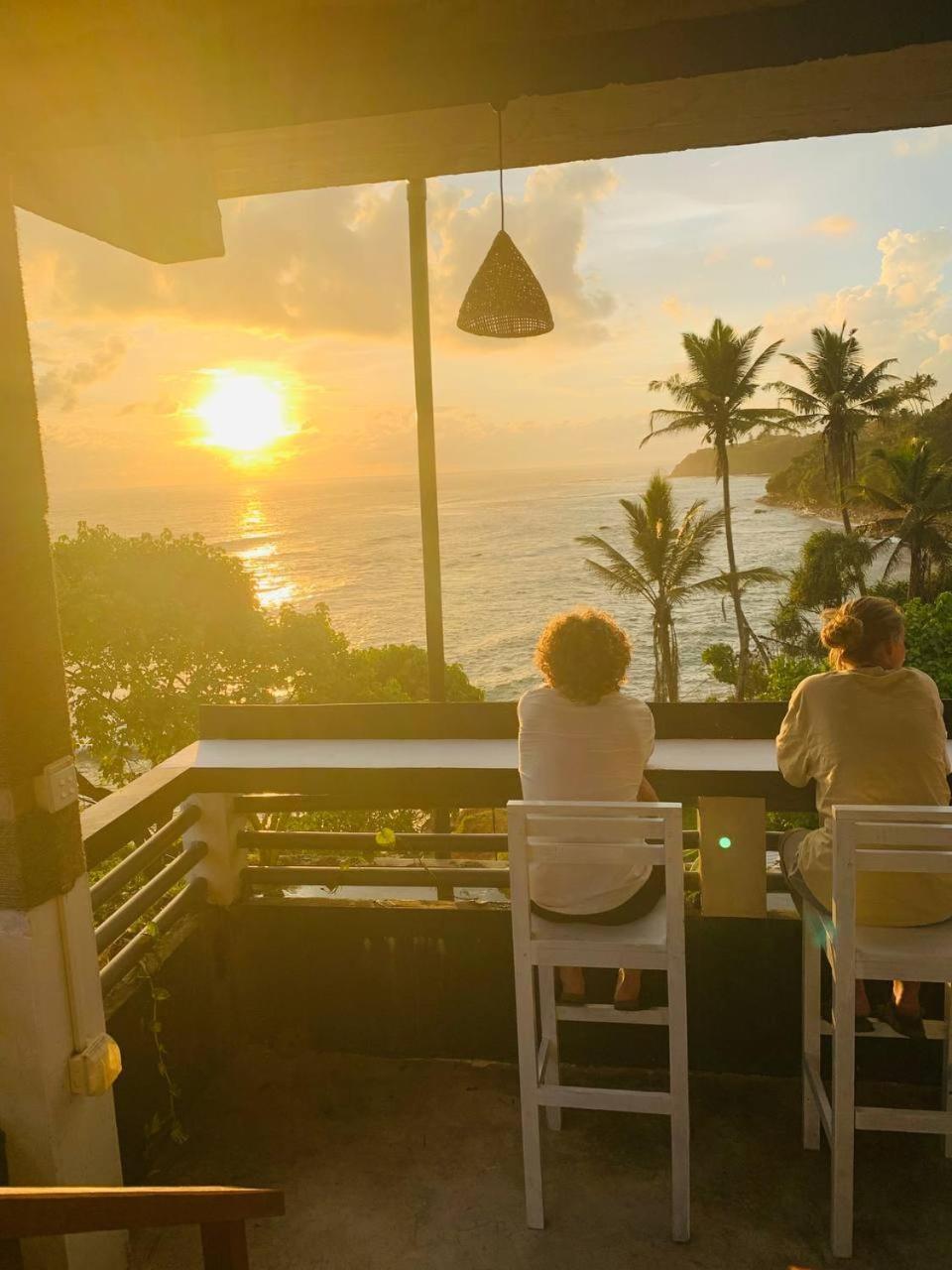 The Reef Weligama Hotell Eksteriør bilde