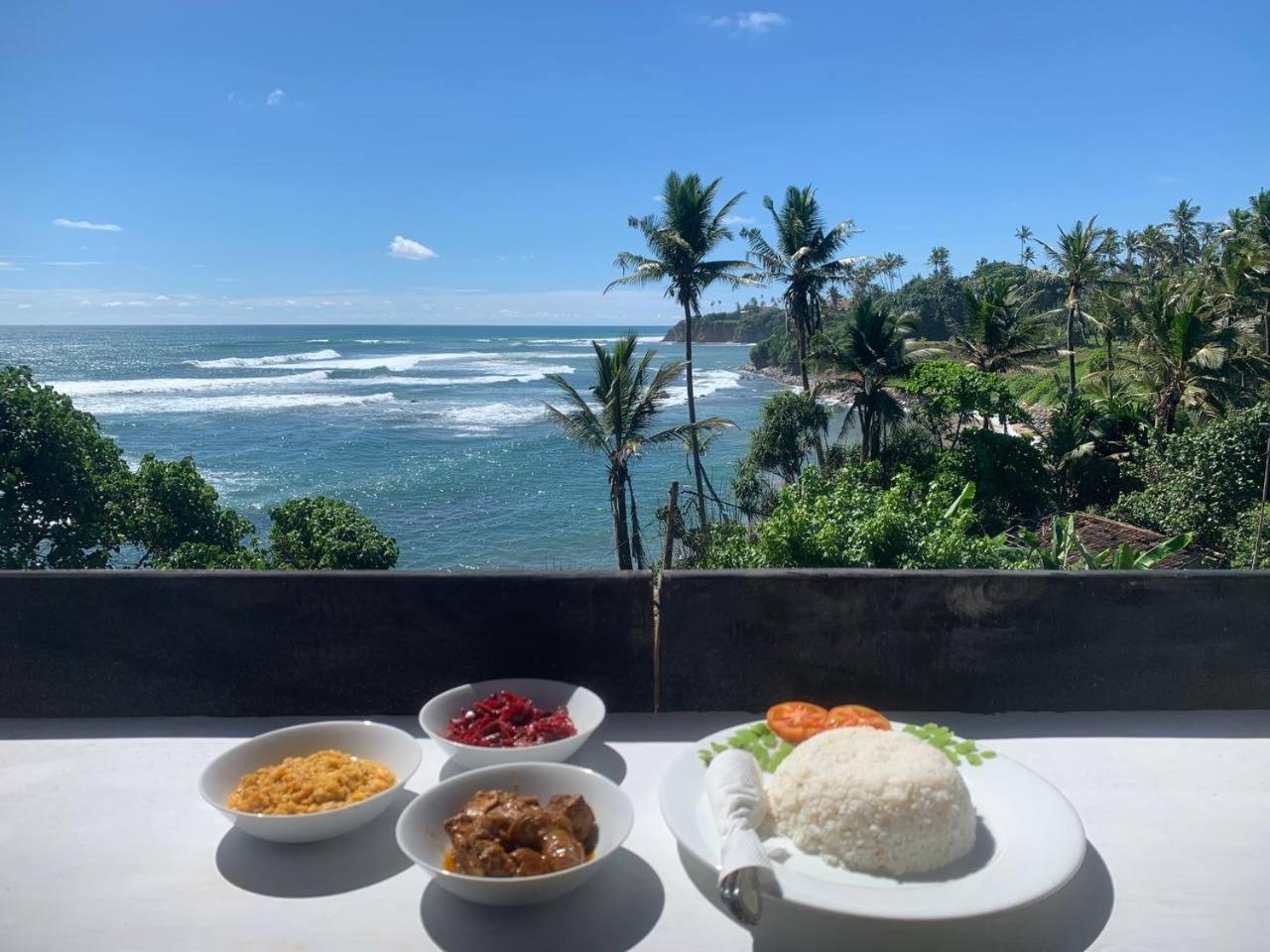The Reef Weligama Hotell Eksteriør bilde
